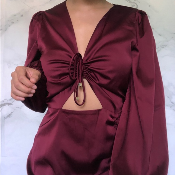 Boutique Satin Cinched Dress - Picture 3 of 6